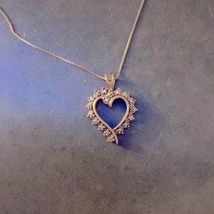 Macy’s Heart Necklace 💜